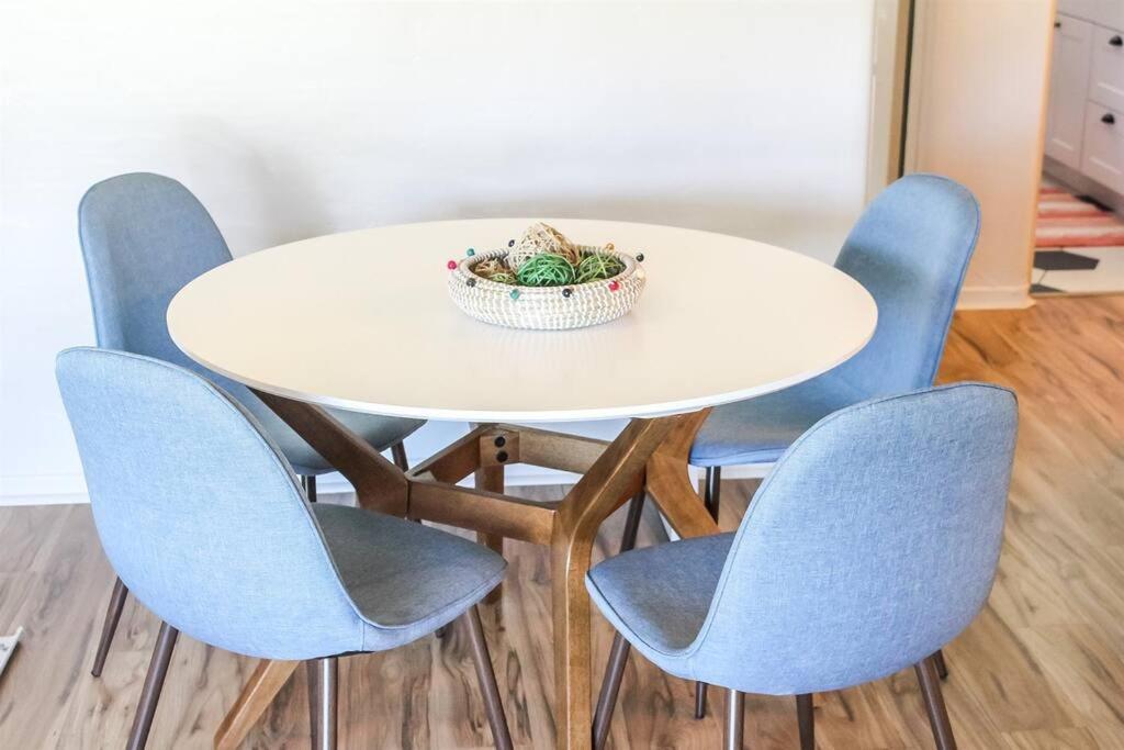 피닉스 Newly Remodeled Midcentury Pink Flamingo Casa 빌라 외부 사진